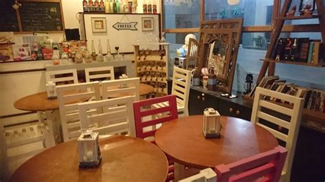 Cafe Meow, Calapan .